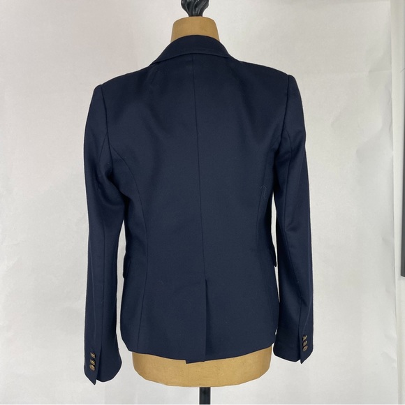 J CREW Women’s “Schoolboy Blazer” Jacket dark NAVY Gold Buttons Lined Size 2 - Picture 4 of 10